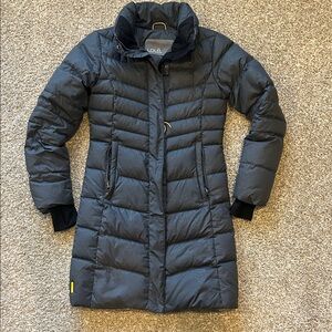 Lole Women's Charcoal/ Black Down Puffer Coat (XS)